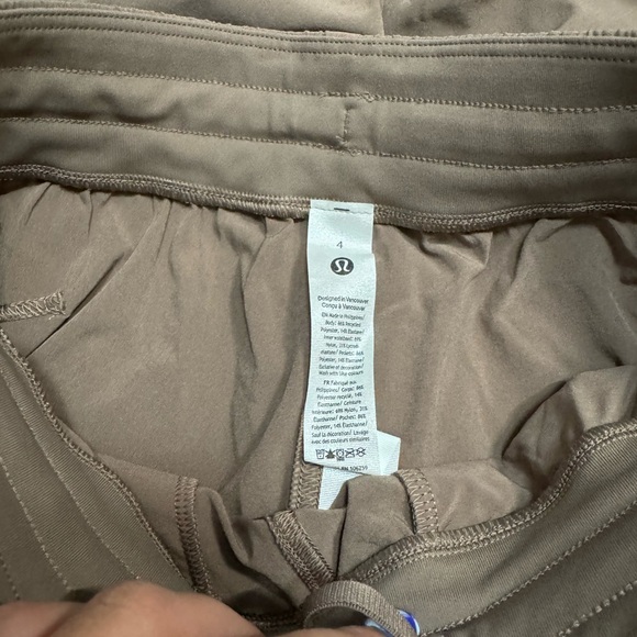 nwt lululemon swift wide leg mid rise pant - Picture 3 of 5